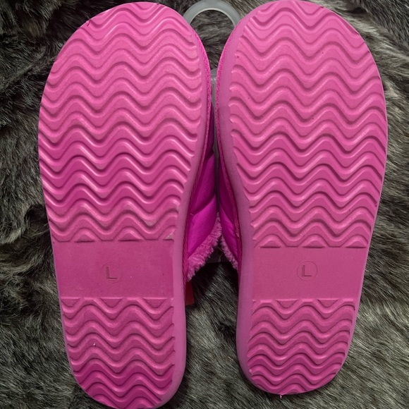 Wondershop Kids Slippers - Picture 2 of 3